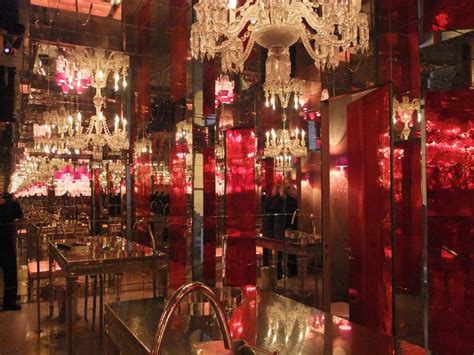 Cristal Room Baccarat .